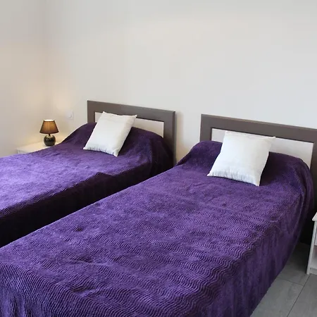 Maison Rustique Pres De Sarlat: 4 Chambres, Jardin, Wi-fi, Activites Nature, Ferme Et A Proximite - Fr-1-616-186 Apartment *